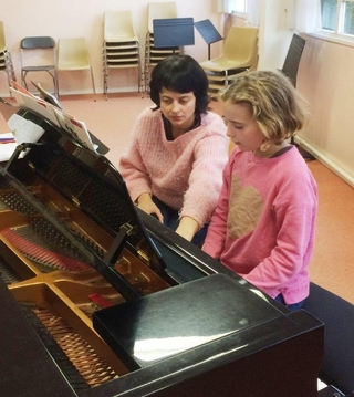 Ana GIURGIU-BONDUE - Professeur de Piano